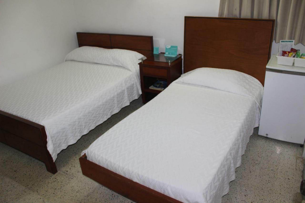 Hotel Monterrey بارانكويلا المظهر الخارجي الصورة